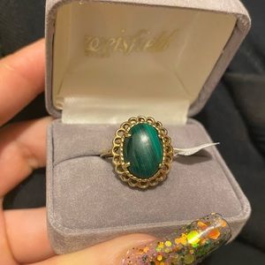 10k malachite ring size 8.5 PRICE IS FIRM